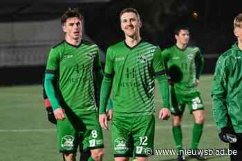 Ervaren pionnen van KVV Zelzate zetten in de blessuretijd scheve situatie helemaal recht: “Ik wil iedere week op zo’n manier winnen”