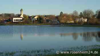 „Pumpen laufen schon Tag und Nacht“: Überflutungen bedrohen Siedlungen im Westen von Soyen