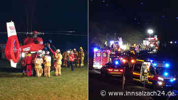 Auto „fliegt“ über steilen Abhang – Beifahrer in Lebensgefahr, Suche mit Drohne