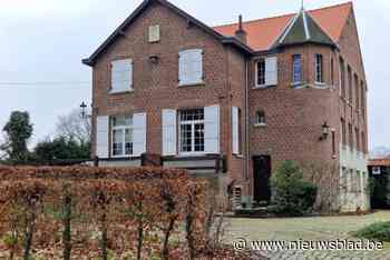 BINNENKIJKEN. Voormalige melkerij van Geetbets staat te koop