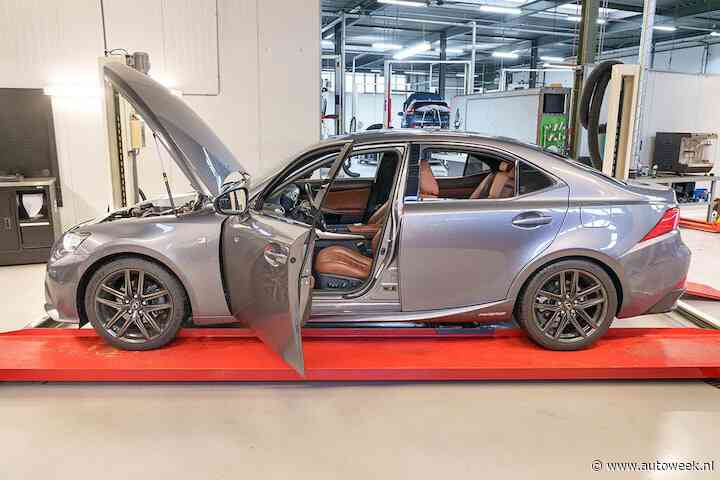 Lexus IS 300h F-Sport Edition (2014) – 308.303 km – Klokje Rond