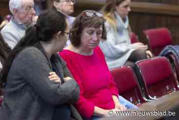 ASSISEN. “Ze bleef voor hem zorgen, en dat is haar ongeluk geworden”: moeder van Jill Himpe (36) brengt serene getuigenis in rechtbank