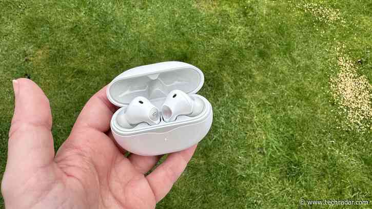 Soundpeats Air4 Pro review: A cheap, stripped back AirPods Pro alternative