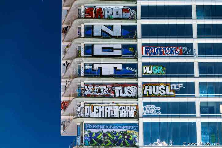 "The graffiti rather improves the aesthetics" says commenter