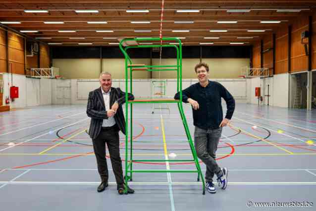 Sporthal wordt tegelijk onderkomen voor bib, school én toneelverenigingen: “Theaterruimte kan ook als schoolrefter dienen”