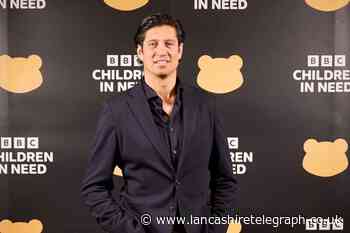 BBC Radio 2 listeners confused as Vernon Kay's show falls off air