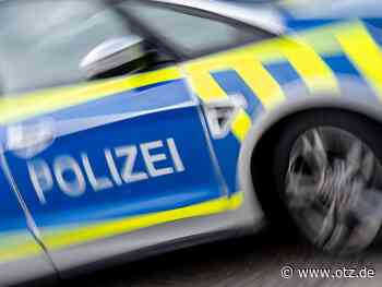 Mann bedroht Mitarbeiter im Reisezentrum - Gartenlaube abgebrannt