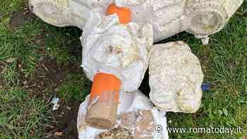 Nuovamente distrutta la statua di Simon Bolivar. E il municipio lavora alla sicurezza del parco