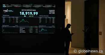 TSX moves lower Wednesday, U.S. stock markets continue to pare back from record highs