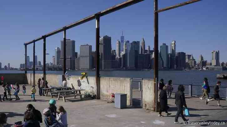 New York gets a new congressional map that gives Democrats a slight edge