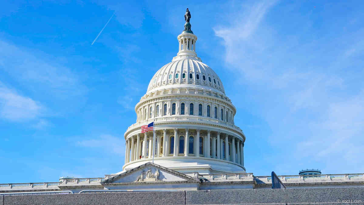 House and Senate leaders reach deal to avert partial government shutdown ahead of Friday's deadline