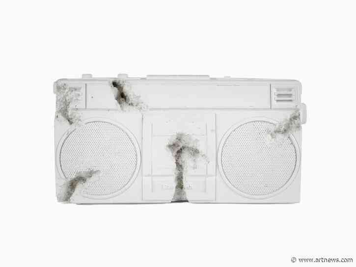 eBay Teams Up with Perrotin to Offer Contemporary Art (and Tchotchkes) Online