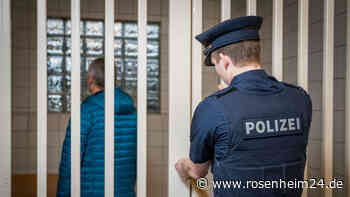 Verdacht des versuchten Mordes: Europaweit gesuchter Mann auf A8 bei Raubling gefasst