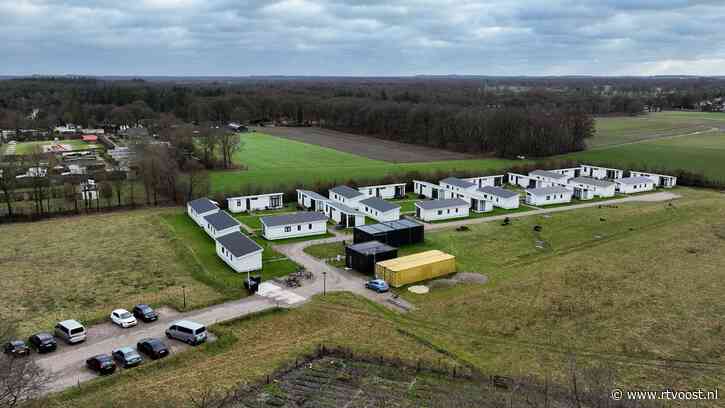 Oekraïense gezinnen mogen in Holten blijven, verplaatsing naar Rijssen van de baan