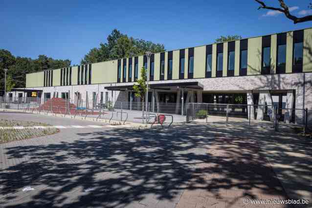 Van haren trekken tot geforceerd voeden: rechter roept acht getuigen op over vermeende mishandelingen door opvoedsters