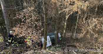 Wirsberg: Radlader stürzt plötzlich 30 Meter in die Tiefe