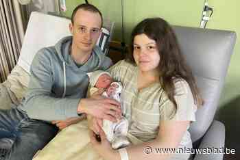 Jaar nadat eerste baby in hun armen stierf, verwelkomen Jonas en Elodie schrikkelkindje: “We noemden hem naar Marcel”