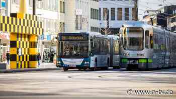 Nahverkehr steht still: So viel verdienen Bus- und Bahnfahrer