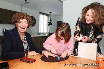 Louise (8 ) en Timo (6) uit Essen krijgen bezoek van Petra De Sutter: “Hun zeldzame ziekte houdt ons als ouders non-stop bezig”