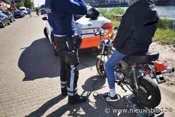 Politie controleert dertig brommers, bijna de helft blijkt opgevoerd