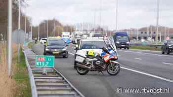 112 Nieuws: File op A28 na ongeval tussen Meppel en Staphorst | Brand in bakkerij in Zwartsluis