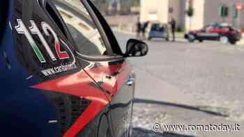 Lite in strada finisce a colpi di bastone