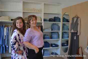 Ria (62) krijgt in haar kledingwinkel voortaan hulp van dochter Elisa (33): “Met mooie collectie en vooral gezelligheid, willen we onze klanten gelukkig maken”