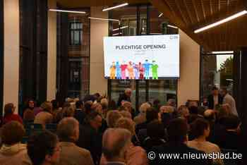 Nieuwbouw Oscar Romerocollege met sportzaal en grote polyvalente ruimte plechtig geopend