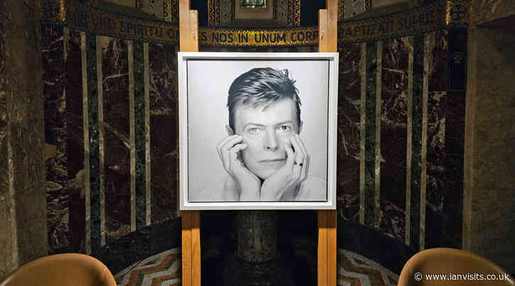 David Bowie photos from a 1992 studio session go on display