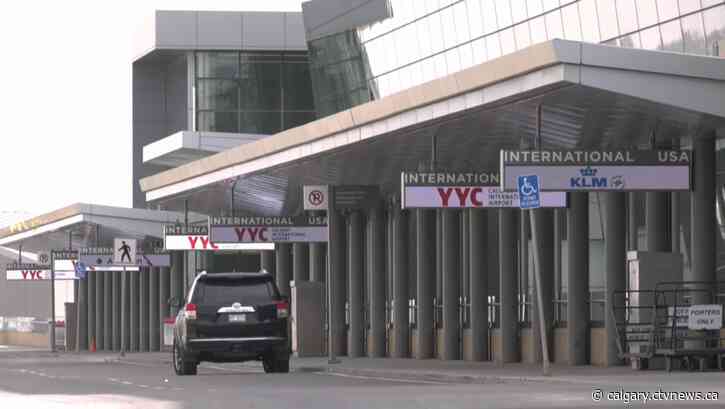 Calgary International Airport brings back free short-term parking