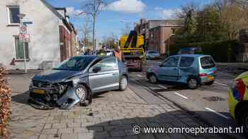 112-nieuws: kindje sluit moeder op balkon op • auto's botsen in Roosendaal