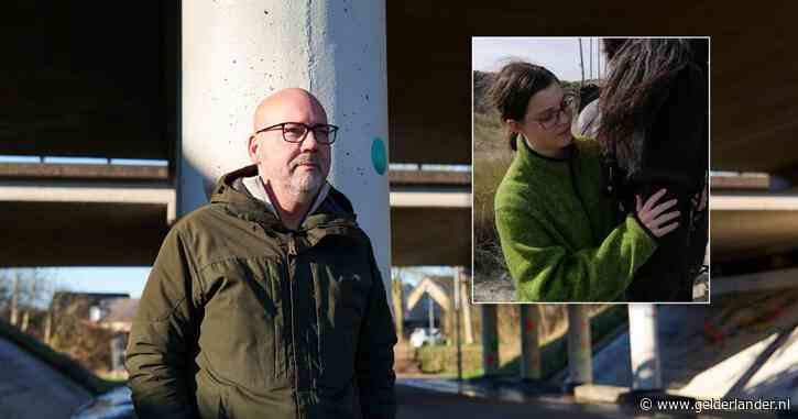 Na de suïcide van dochter Nomie (19) wil vader Rutger haar boodschap uitdragen: ‘Kastje naar de muur’