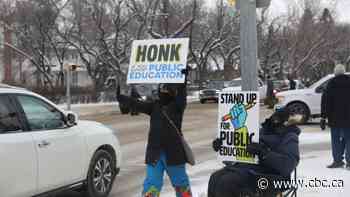 Sask. Teachers' Federation pulling teachers from noon-hour supervision in 1-day action Tuesday