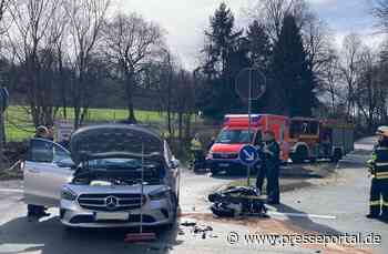 FW-EN: Verkehrsunfall zwischen Motorrad und PKW fordert drei Verletzte