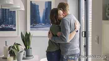 Women of all ages who receive hugs are more likely to be satisfied with their relationships, study shows