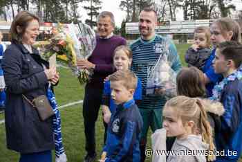 RFC Zwaneven huldigt doelman Steve Debacker (37) voor 600ste wedstrijd: “Hij heeft onze ploeg dikwijls rechtgehouden”