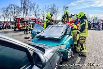 Riesen-Andrang beim „Blaulichtgewitter“