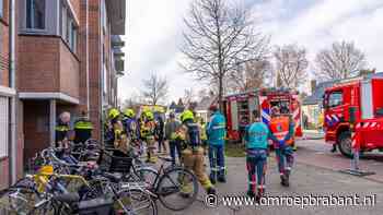 112-nieuws: auto rijdt in vangrail • vrouw raast zonder rijbewijs over A16