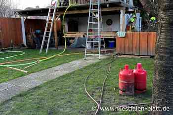 Feuerwehreinsatz in Elsen: Gartenhütte brennt