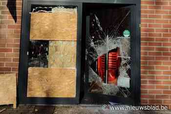 Dieven vernielen deur van Kruidvatwinkel in Mariakerke: daders niet gevat