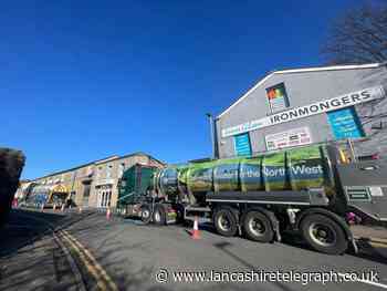 Darwen residents without water with United Utilities on site