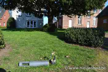 Al één dader vandalisme lampjes Hof van de Pastoor in Pulle loopt tegen de lamp