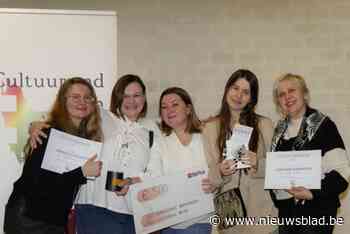 Oekraïnse boekenhoek wint Balense Cultuurprijs 2023