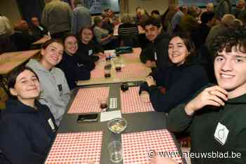 Jong en oud: iedereen lust bakharing