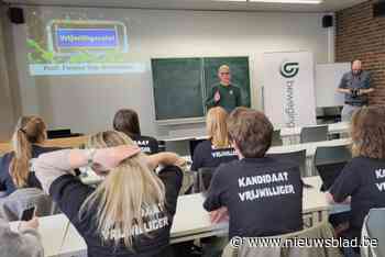 Beweging.net vraagt besturen om vrijwilligers vrijwilligers te laten zijn