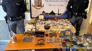 Furto in magazzino: il proprietario trova refurtiva in vendita al mercato di Porta Portese