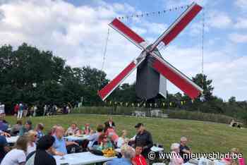 Gemeente geeft Boest aan lokale verenigingen met vormingen