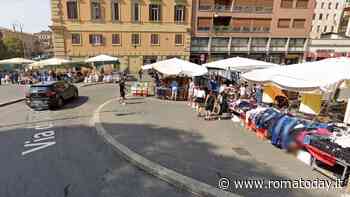 Frasi omofobe contro Rocco Casalino, gli ambulanti si dissociano: "Non siamo come Proietti"