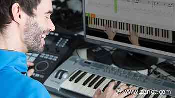 Learn how to play piano with these online lessons