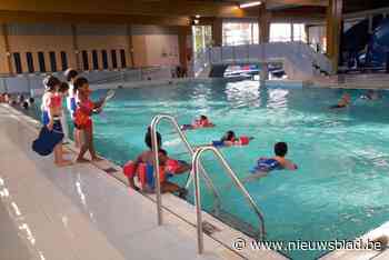 Kinderen krijgen minder zwemles op school: “Niet alle ouders kunnen privéles betalen”